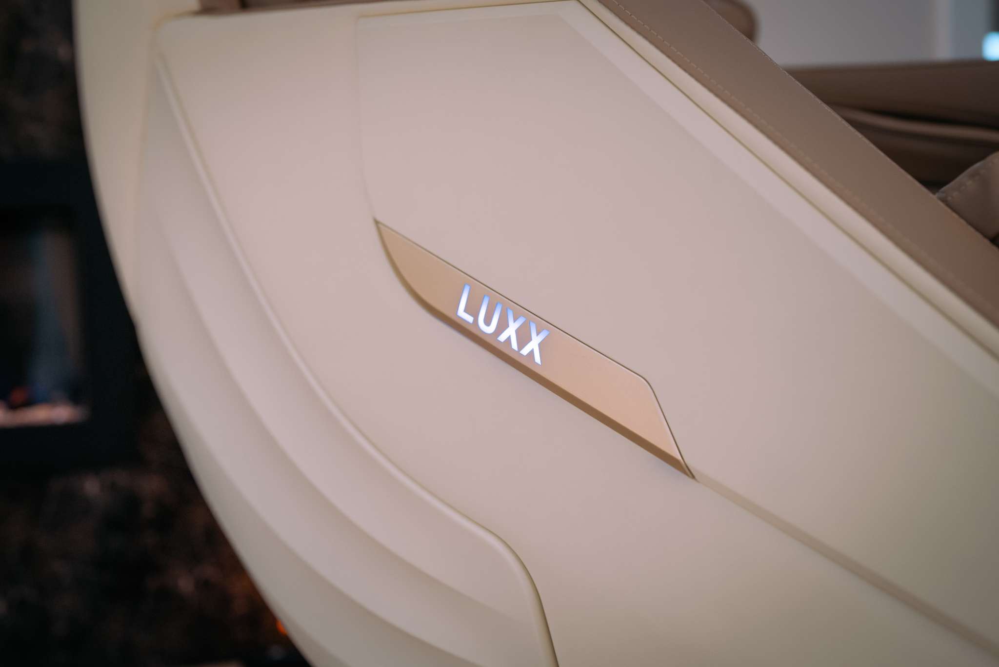 Luxx Vitality 4D AI Massage Chair